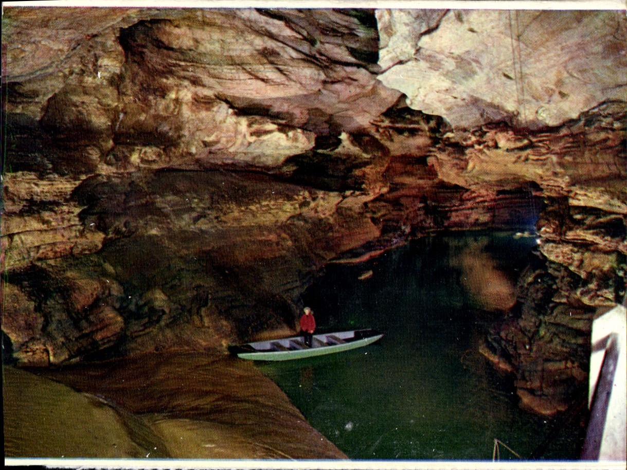 MODERN CARD Pit of Padirac the Cascade of the lake of Large Gours