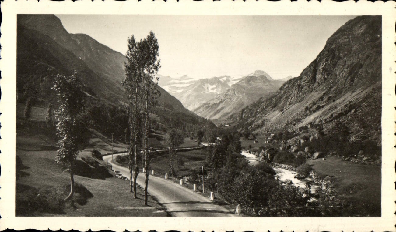 MODERN CARD Gavarnie Road of Gedre