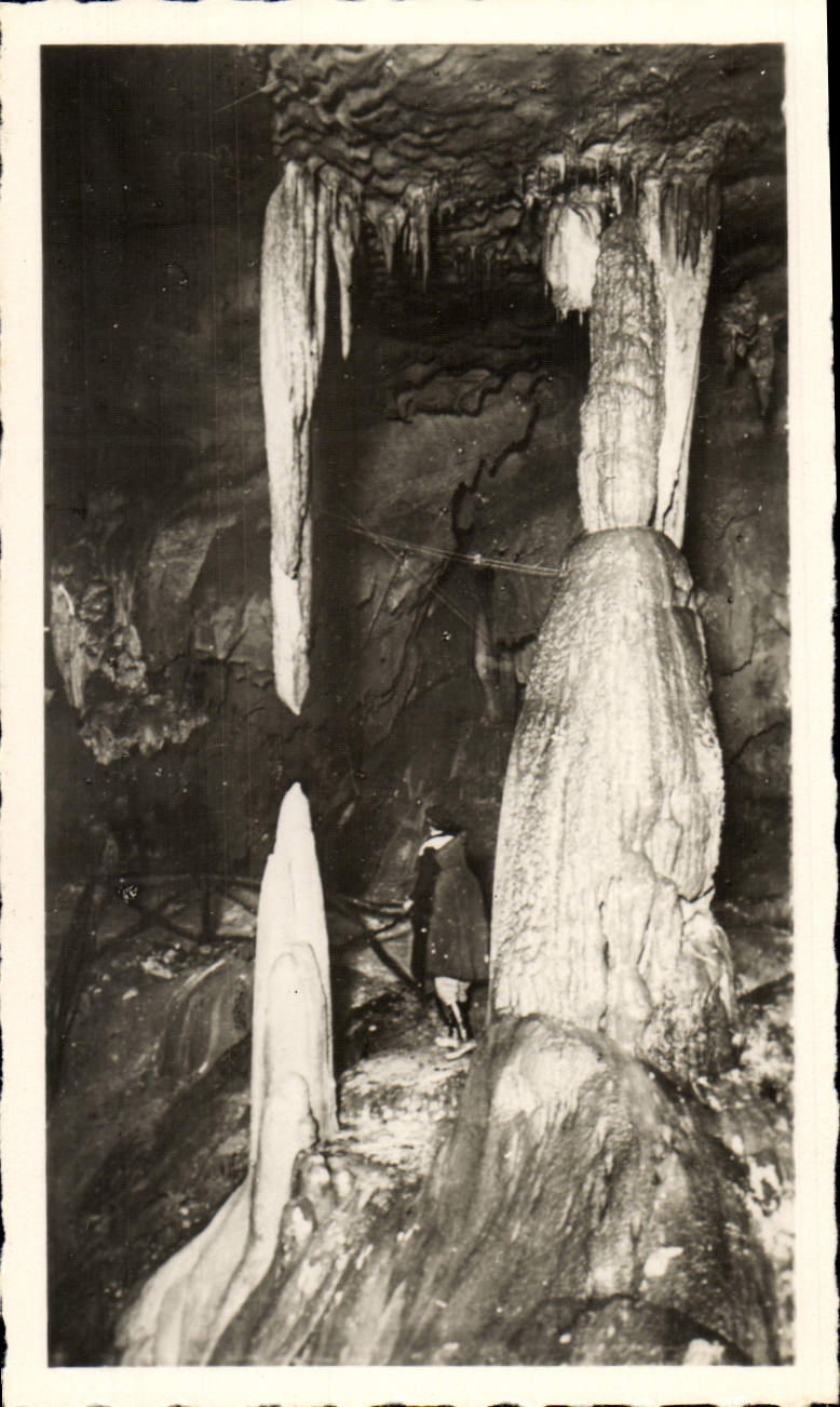 MODERN CARD the Caves De Betharram Alive Stalactites