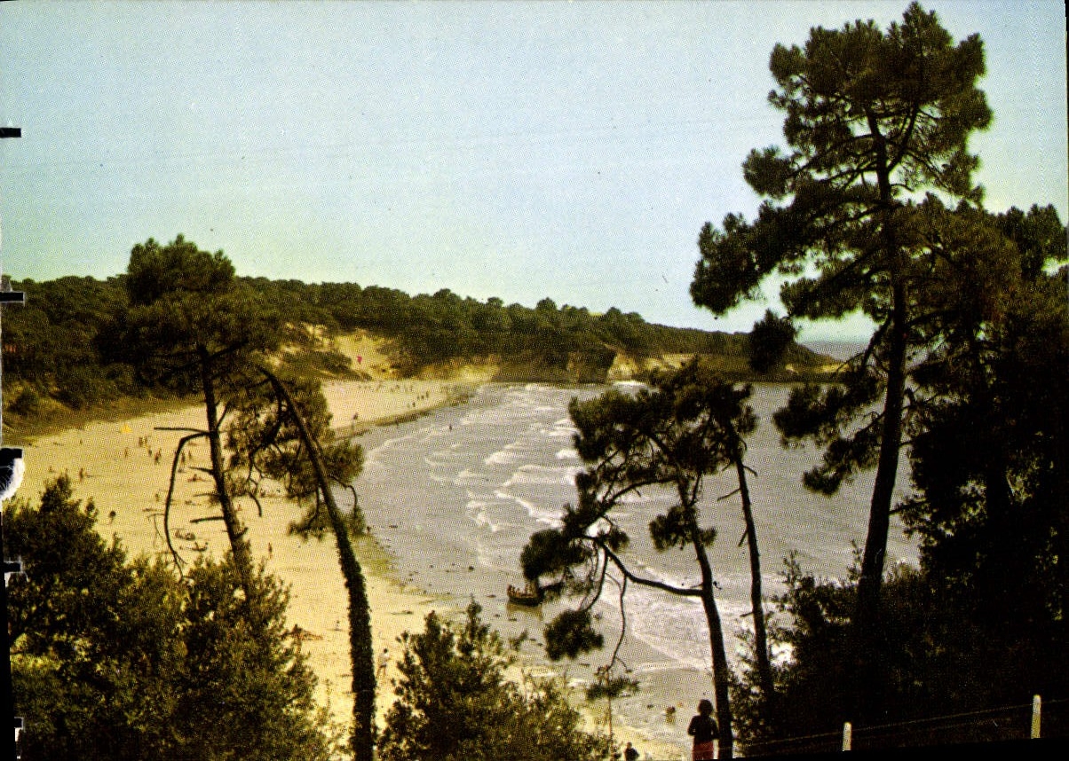 MODERN CARD Corniche of St Georges de Didonne has Meschers Plage of Suzac