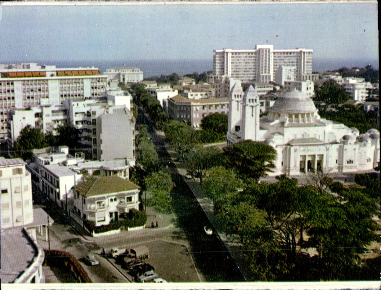 MODERN CARD the Avenue Of the Senegal Republic