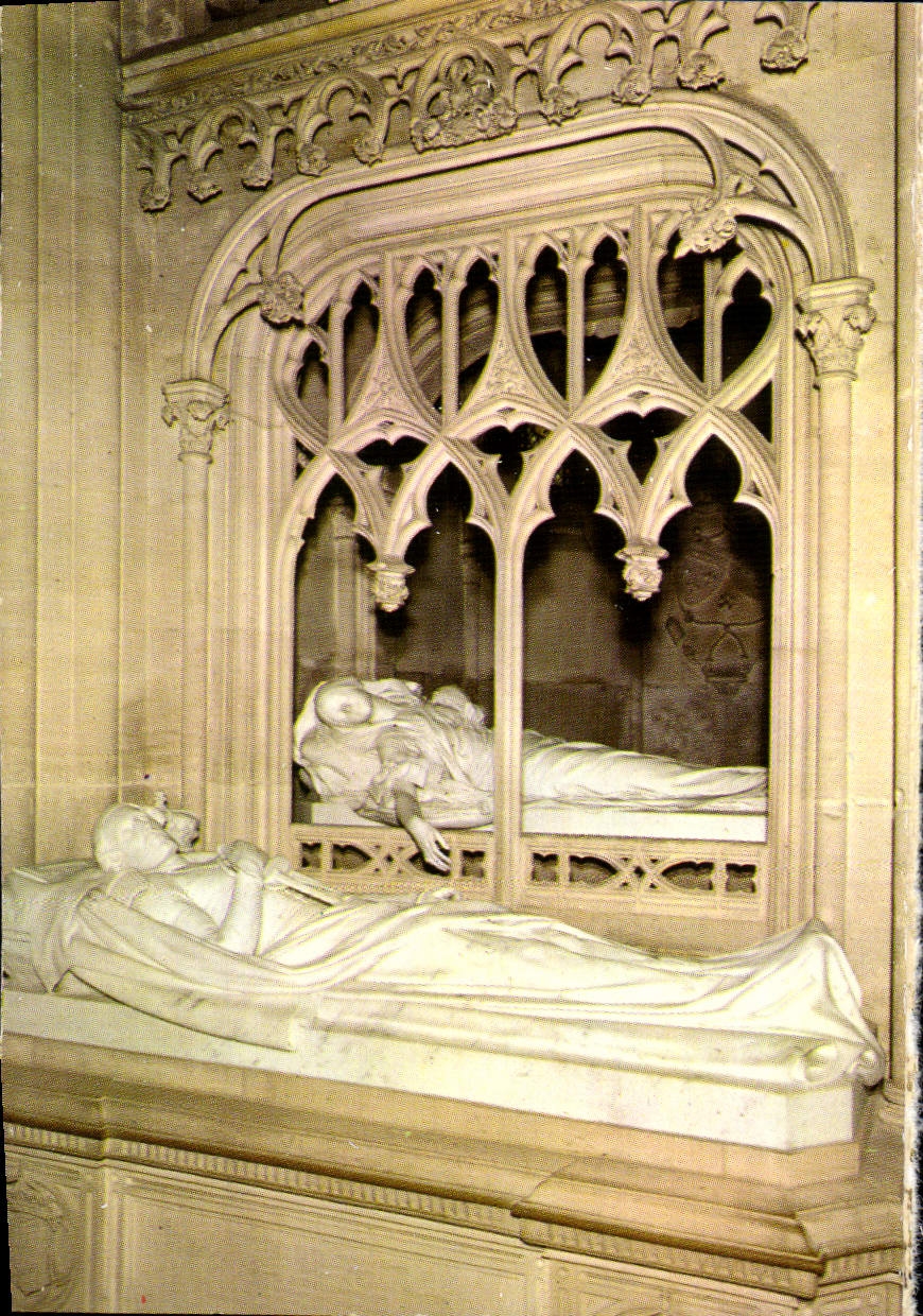 CPM Dreux Chapelle Royale St Louis Tombeau Du Prince Ferdinand D'Orleans Par Loison Et Tombeau De La Princesse