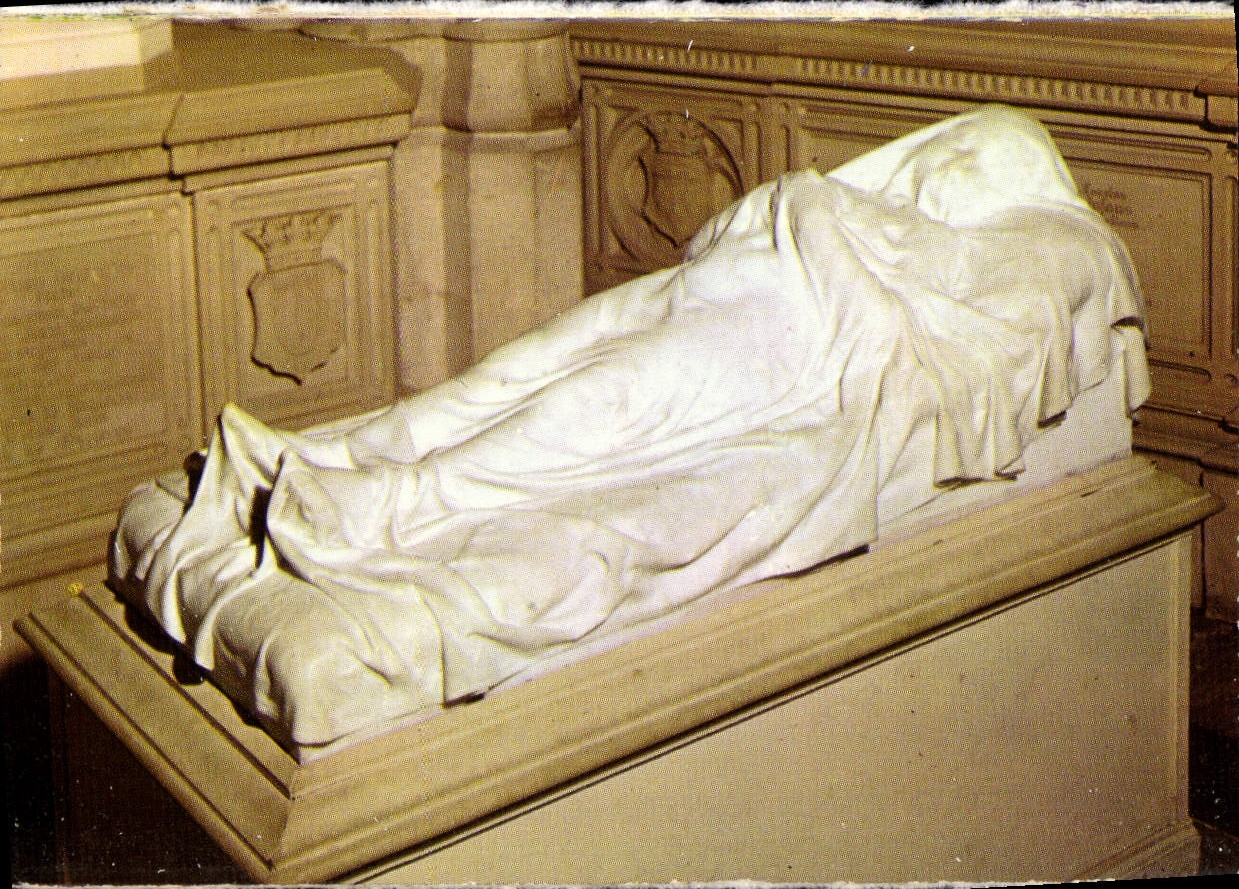 CPM Dreux Chapelle Royale St Louis L'enfant Voile Prince Louis D'Orleans