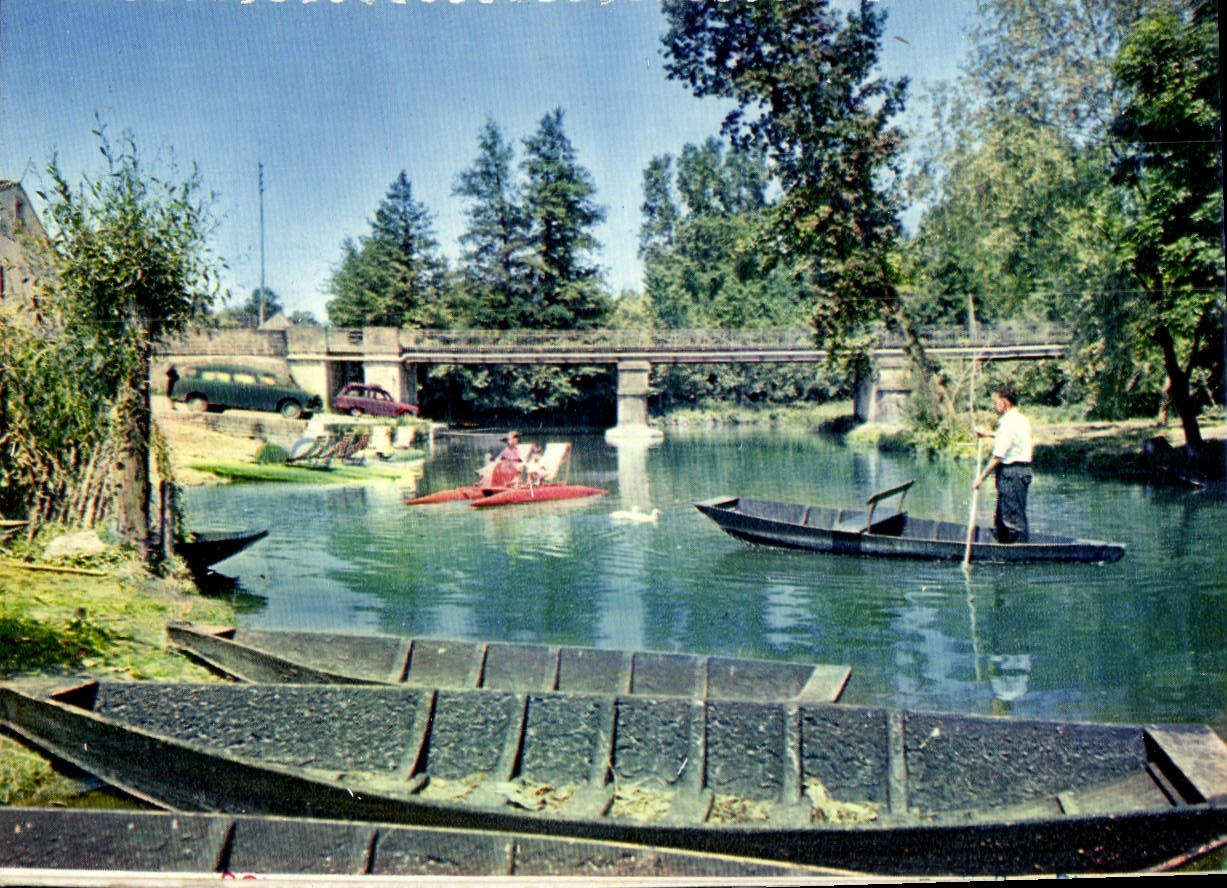 MODERN CARD the Bridge Of Garette