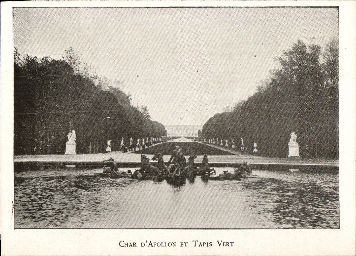 CPM Versailles Char D'Apollon Et Tapis Vert