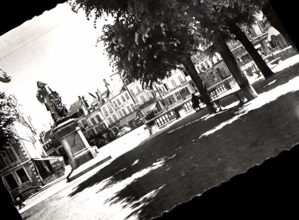 CPM Avallon La Place Vauban