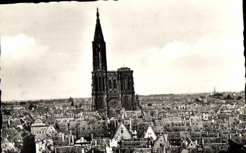 POSTAL MODERNA opinión de Estrasburgo