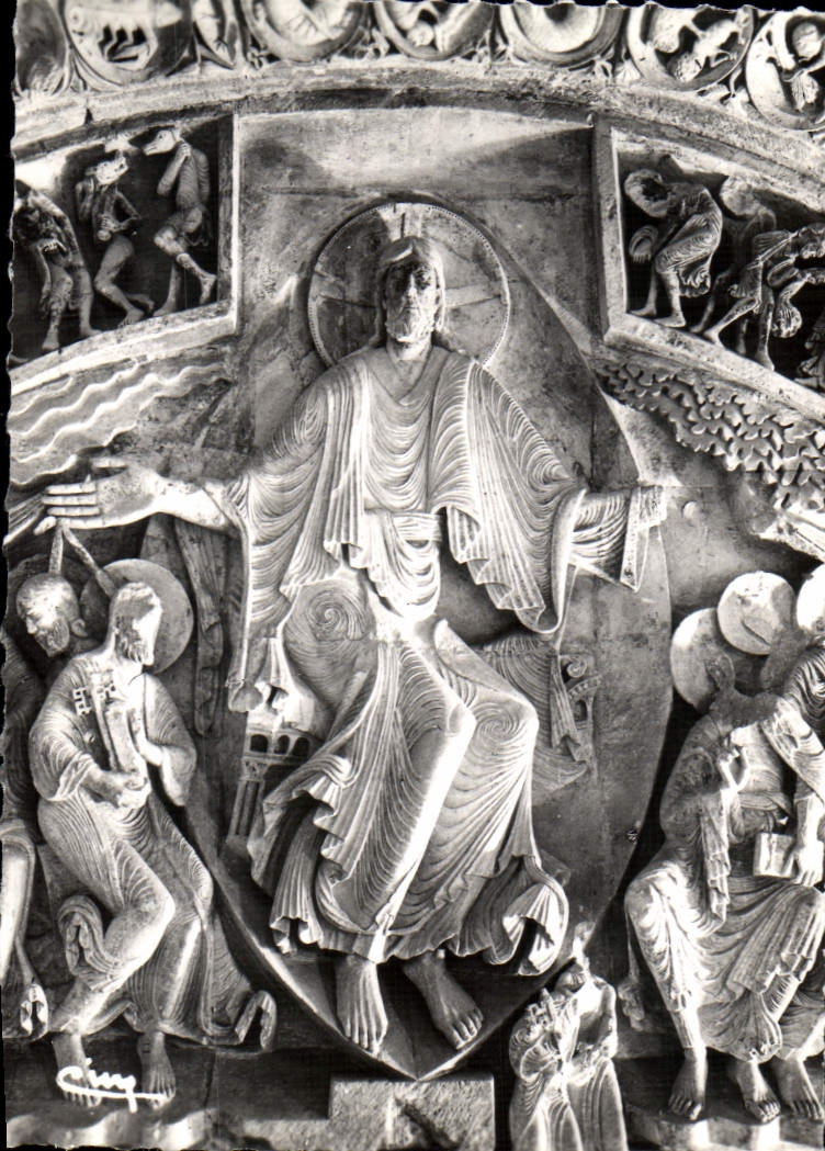 CPM Vezelay Eglise Abbatiale De La Madeleine Tympan central du narthex Le christ en gloire