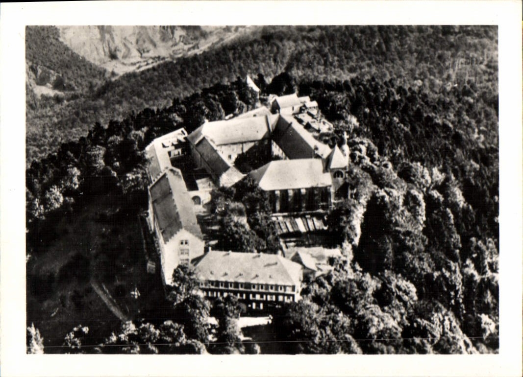 POSTAL MODERNA montar Sainte el aire visto Odile del convento