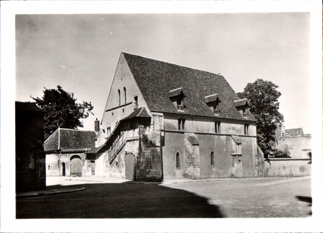 POSTAL MODERNA graneros de Bourges en monedas de diez centavos