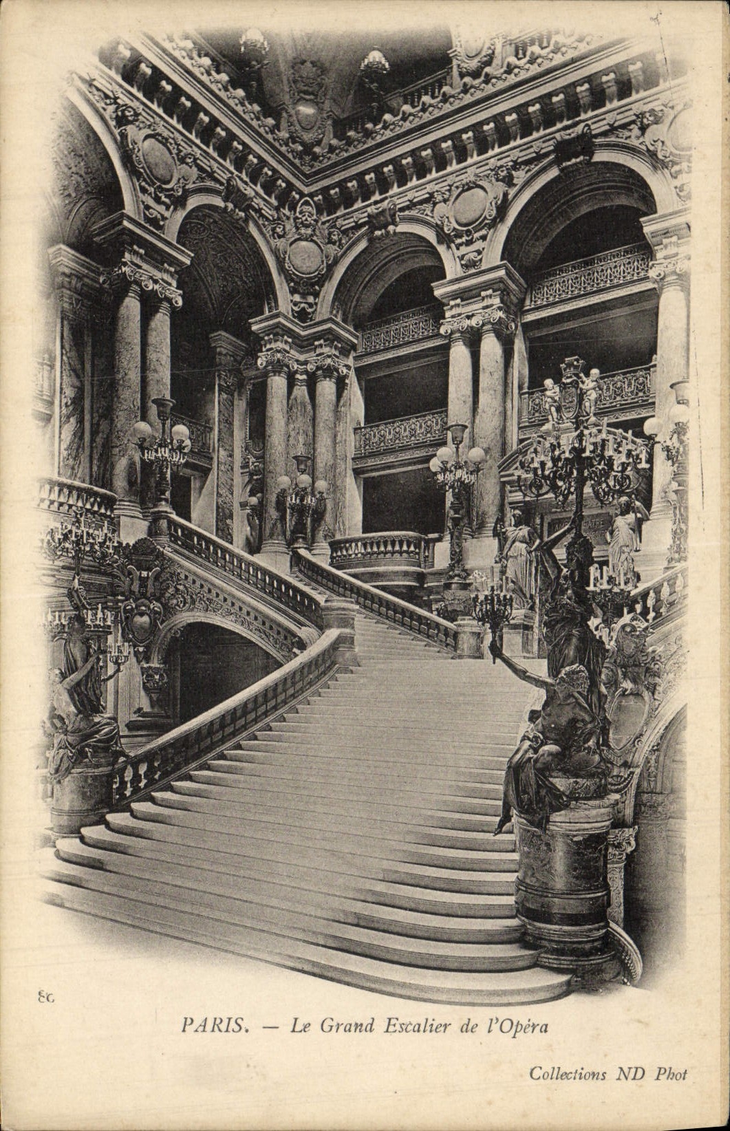 CPA Paris Le Grand Escalier de l'Opera