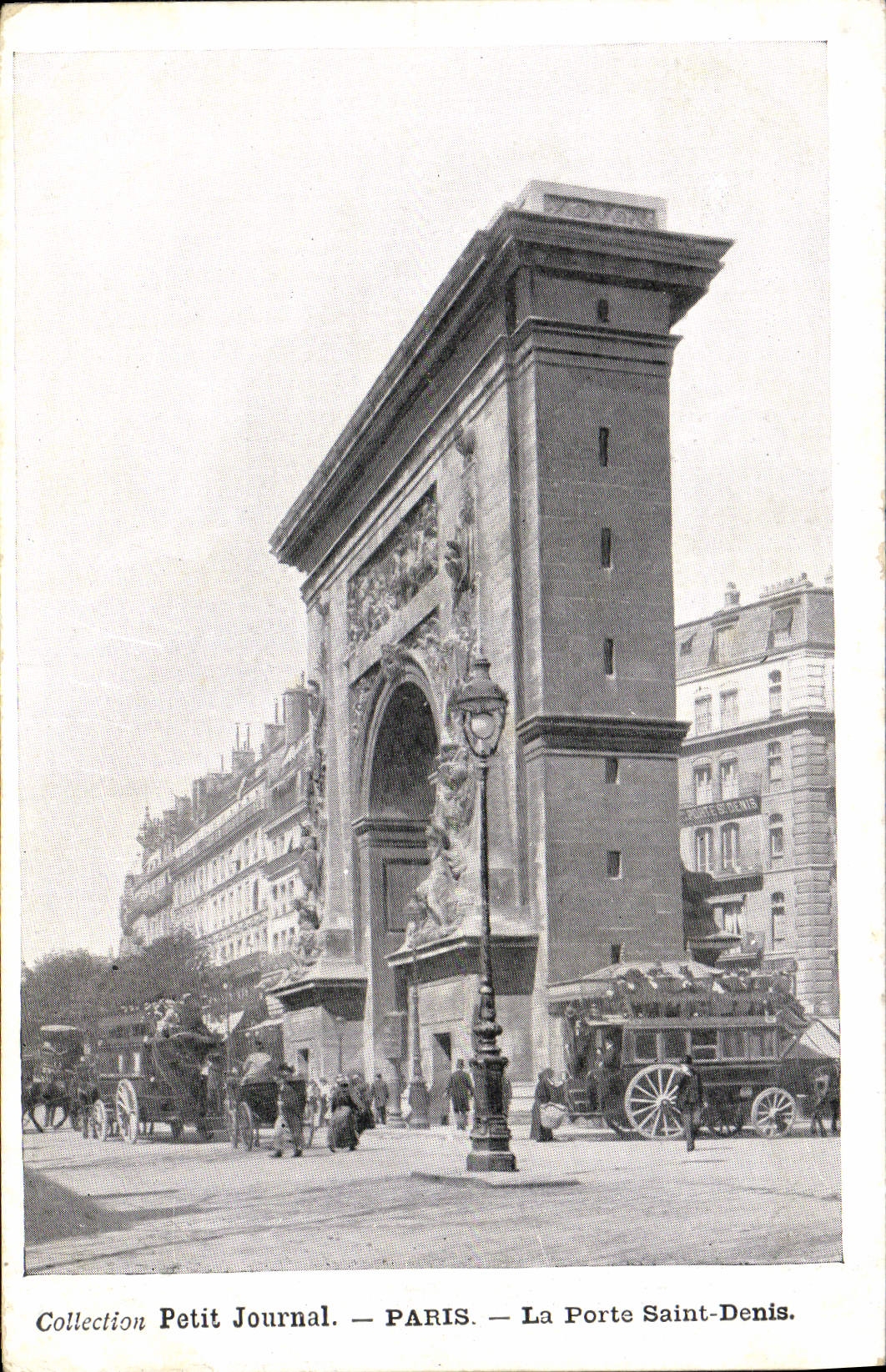 CPA Paris Le Porte Saint Denis Petit Journal