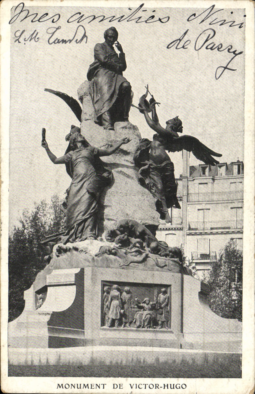 VINTAGE POSTCARD Monument of Victor Hugo Paris