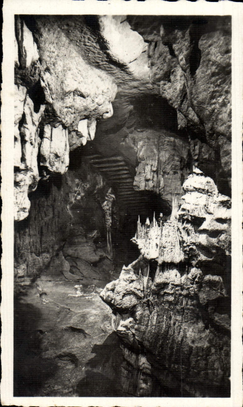CPM Les Pyrenees Les Grottes De Betharram Le Chaos