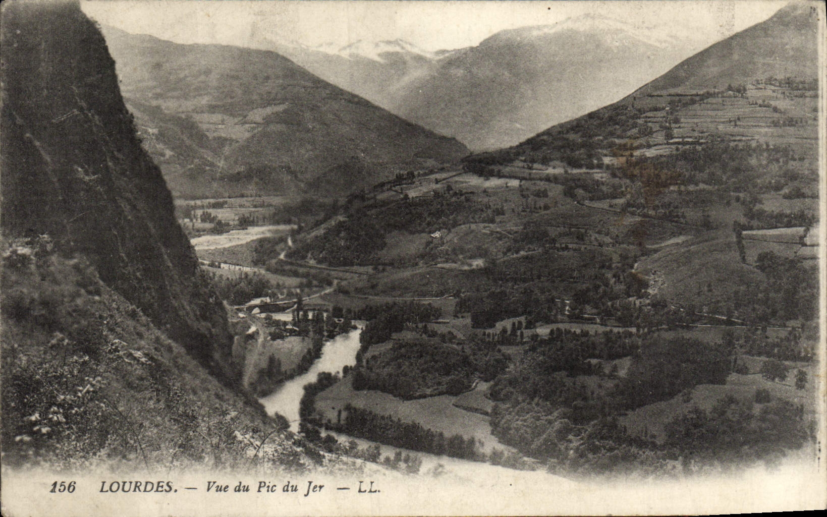VINTAGE POSTCARD Heavy Sight Of the Peak Of Jer