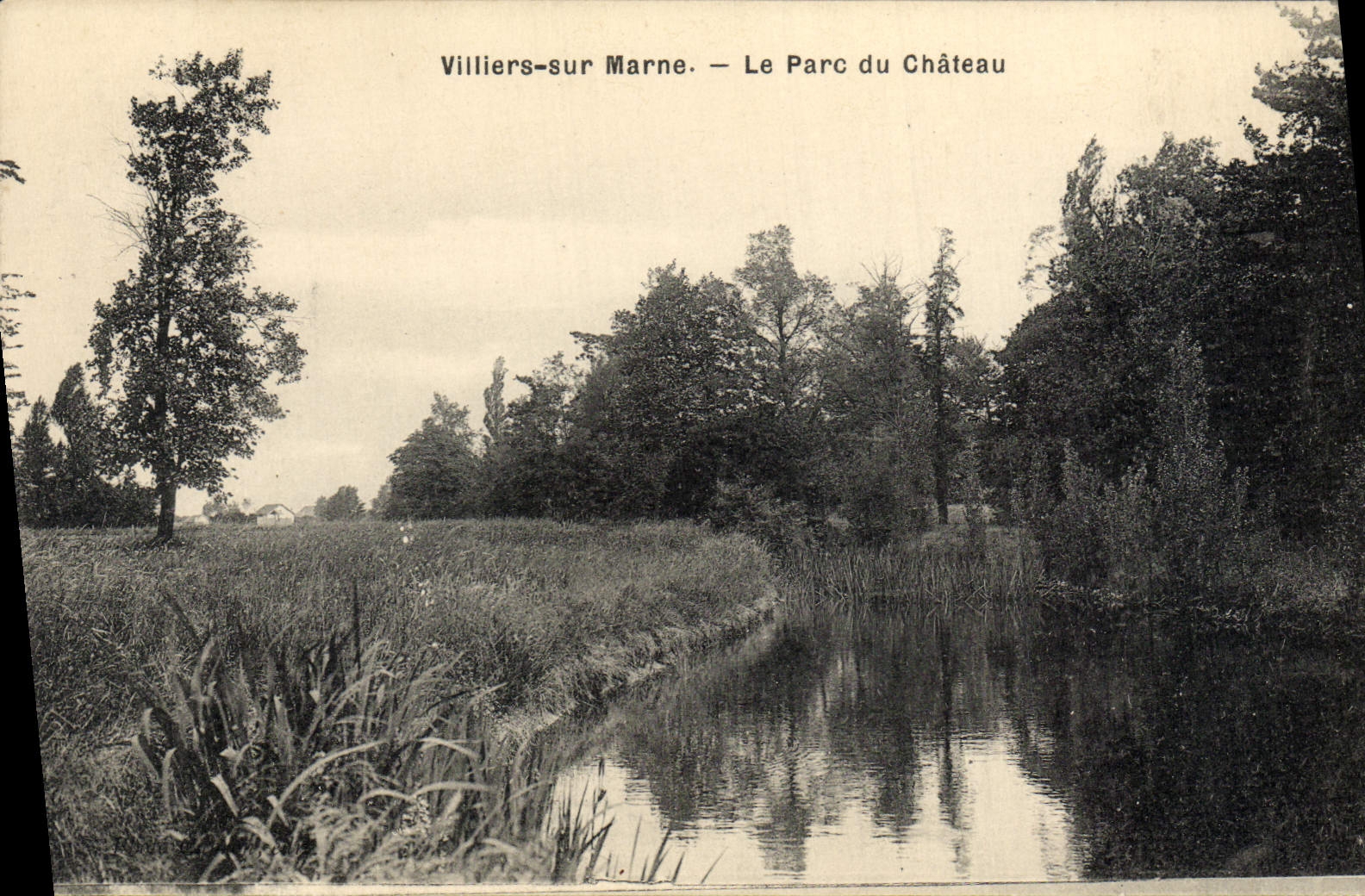 VINTAGE POSTCARD Villerrs on the Marne the Park of the Castle