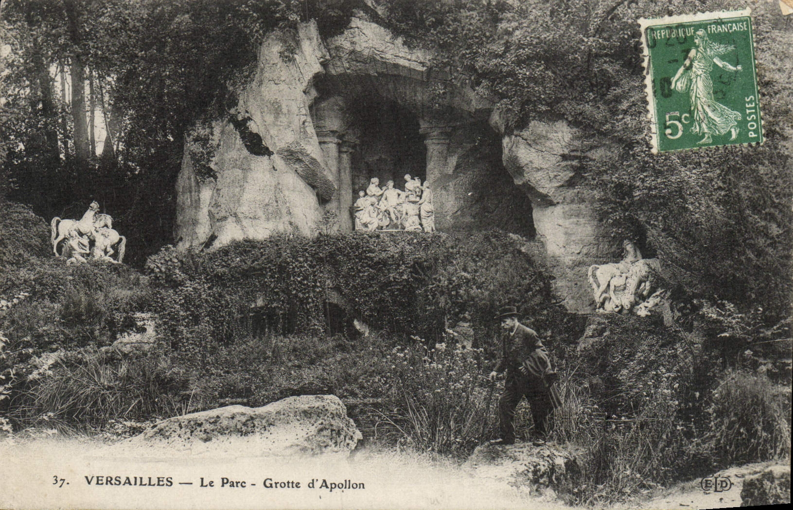 CPA Palais de Versailles Parc Grotte d'Apollon