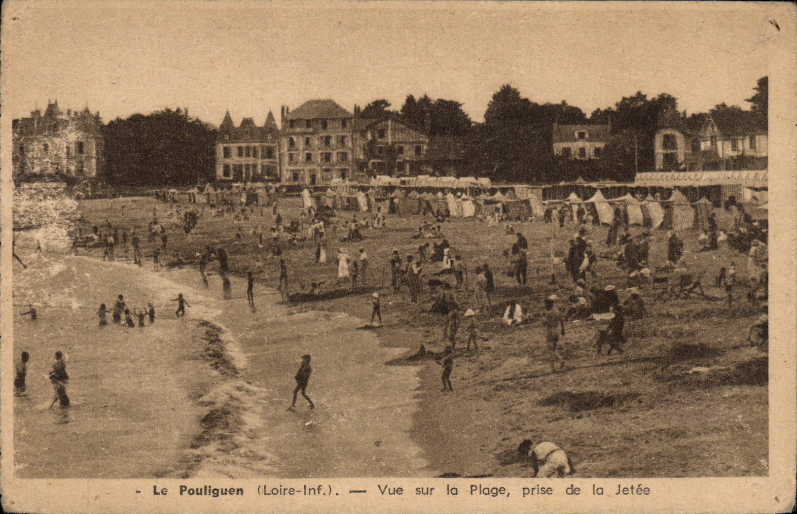VINTAGE POSTCARD Pouliguen Seen on the Beach Taken of the Pier