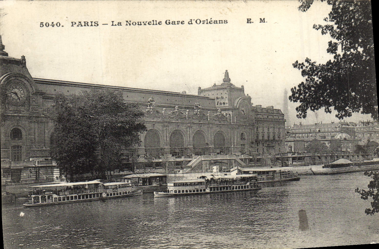 VINTAGE POSTCARD Paris the New Station of Orleans Boat Barge