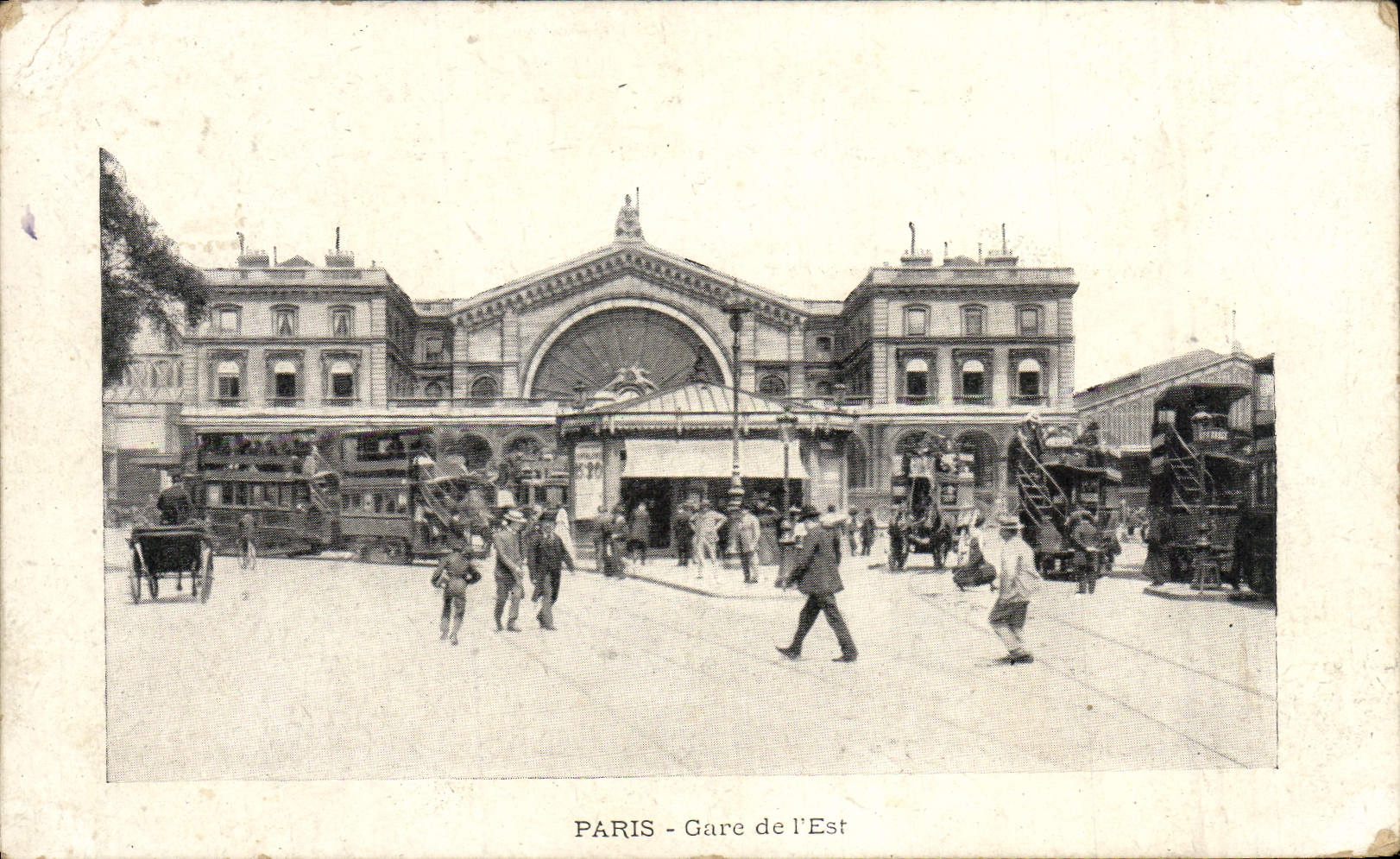 VINTAGE POSTCARD Paris Gare Is Bus