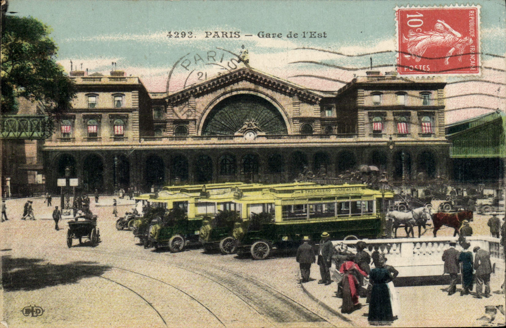 VINTAGE POSTCARD Paris Gare Is Bus Trocadero Gare Is