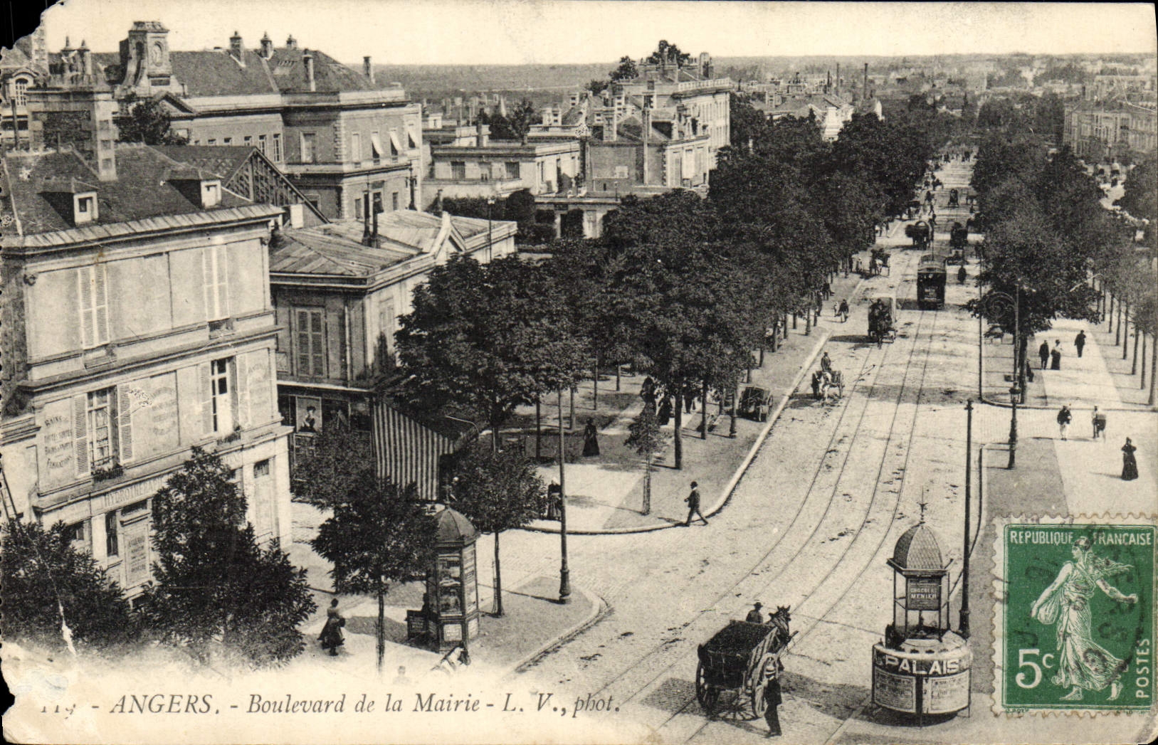 CPA Angers Boulevard de la Mairie 