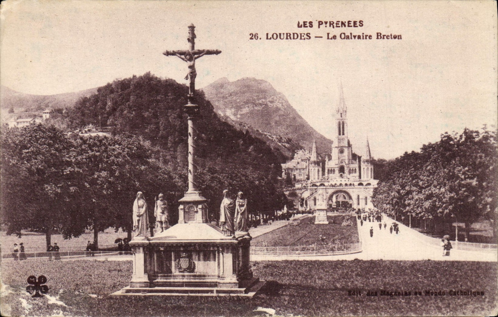 VINTAGE POSTCARD Heavy Breton Galvaire