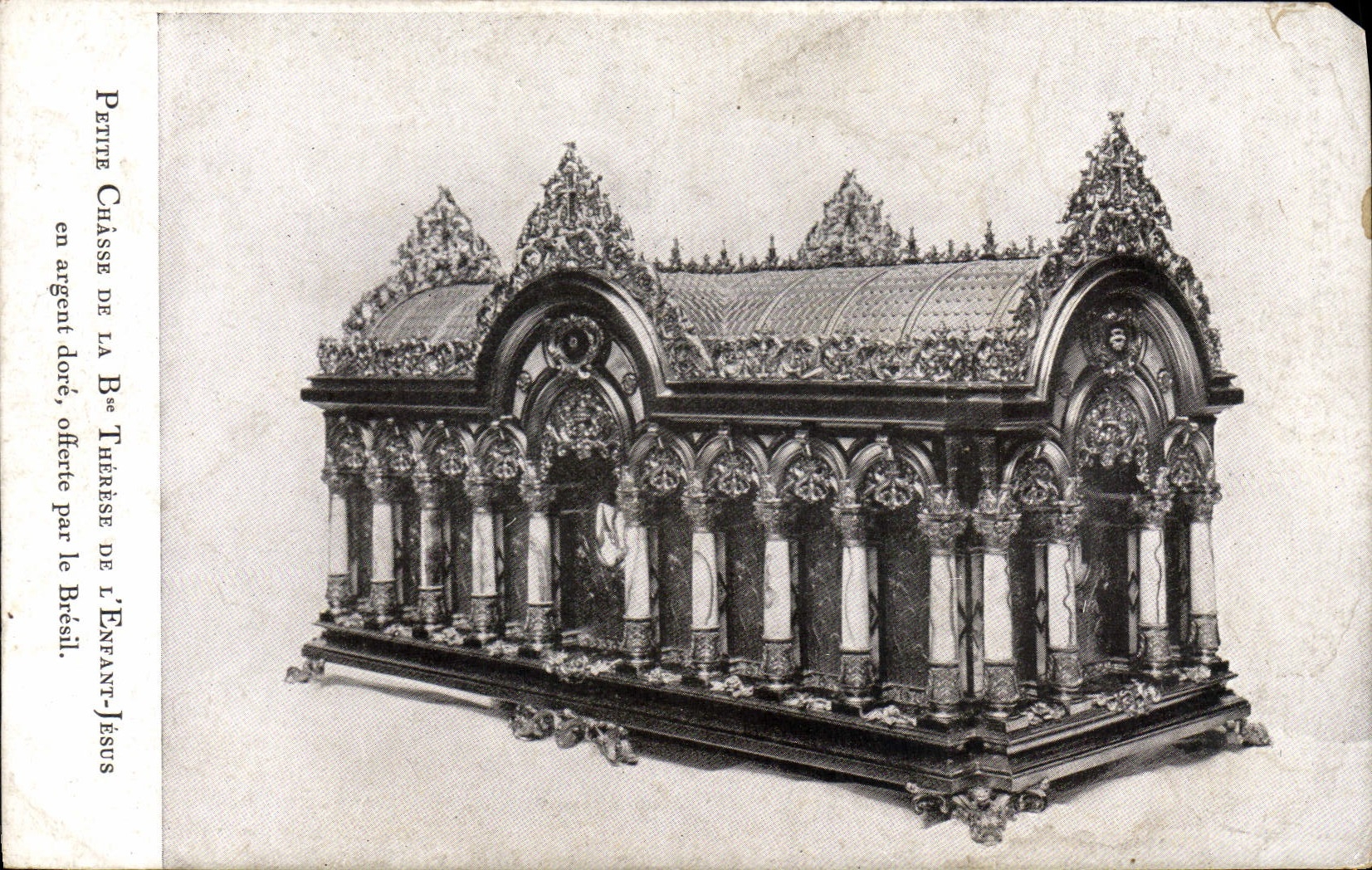 CPA Petite Chasse De L'Entant Jesus Lisieux 