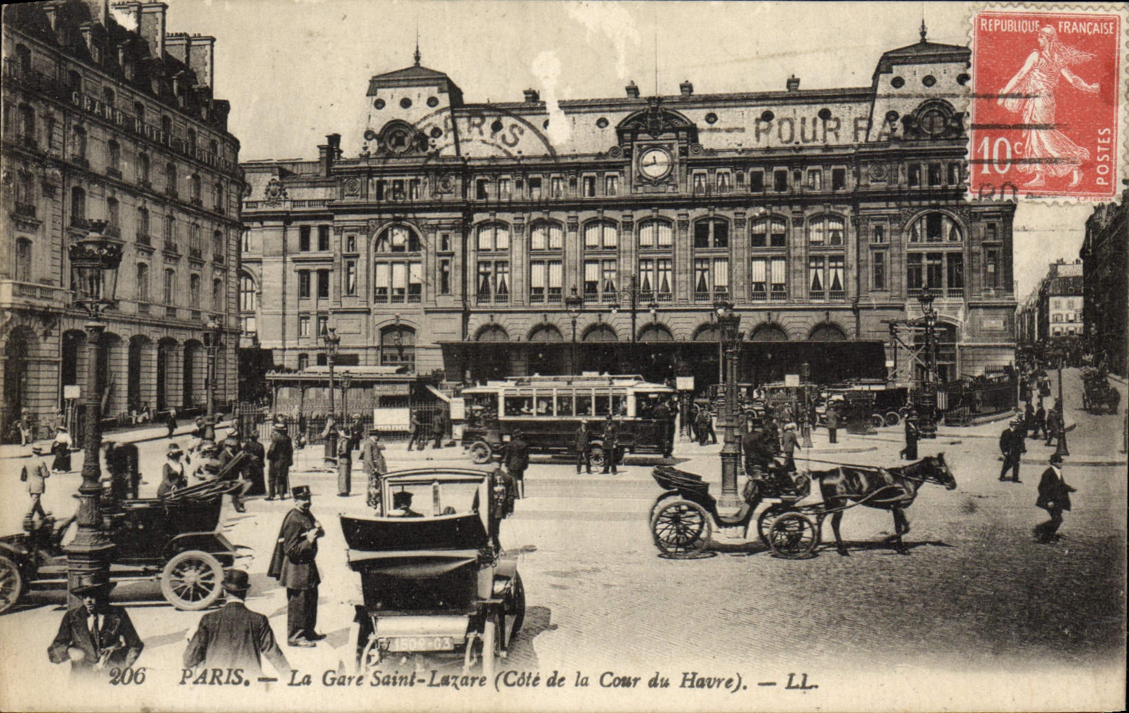 VINTAGE POSTCARD Paris Train station Holy Lazare Dimensions Court of Le Havre