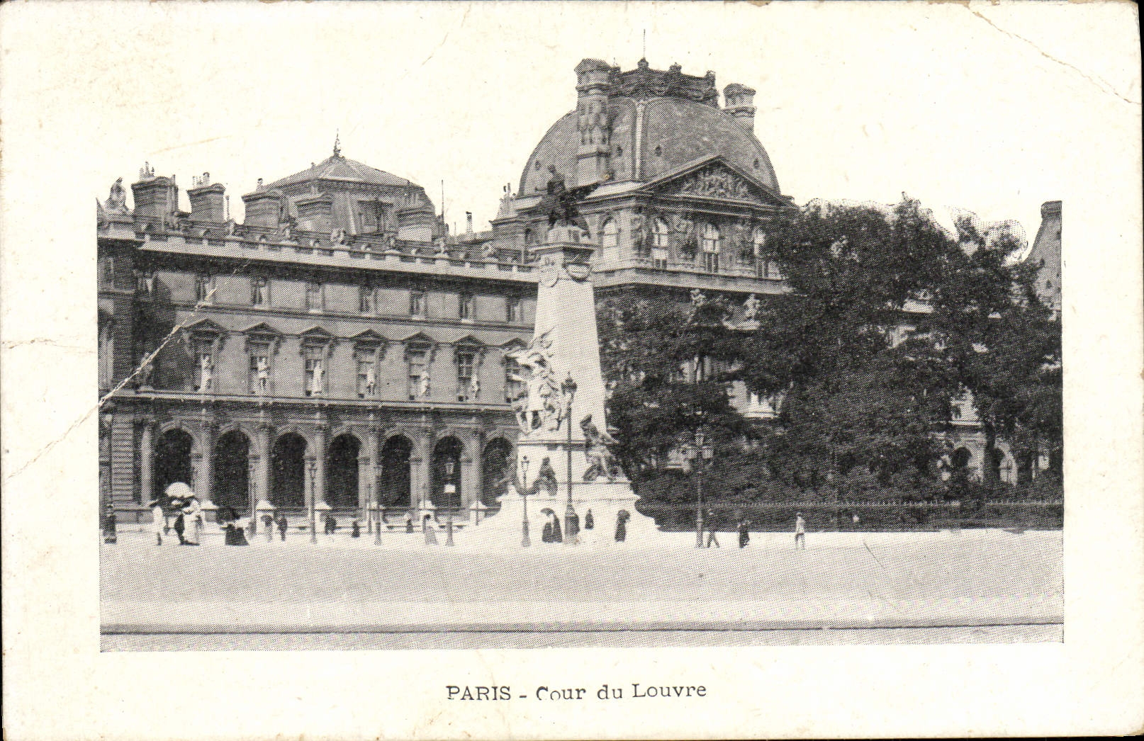 CPA Paris Cour Du Louvre