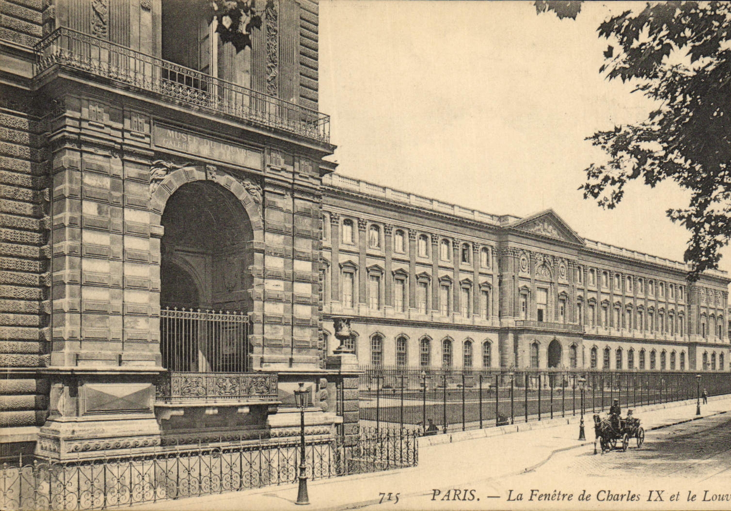 CPA Paris La Fenetre De Charles IX Et Le Louvre
