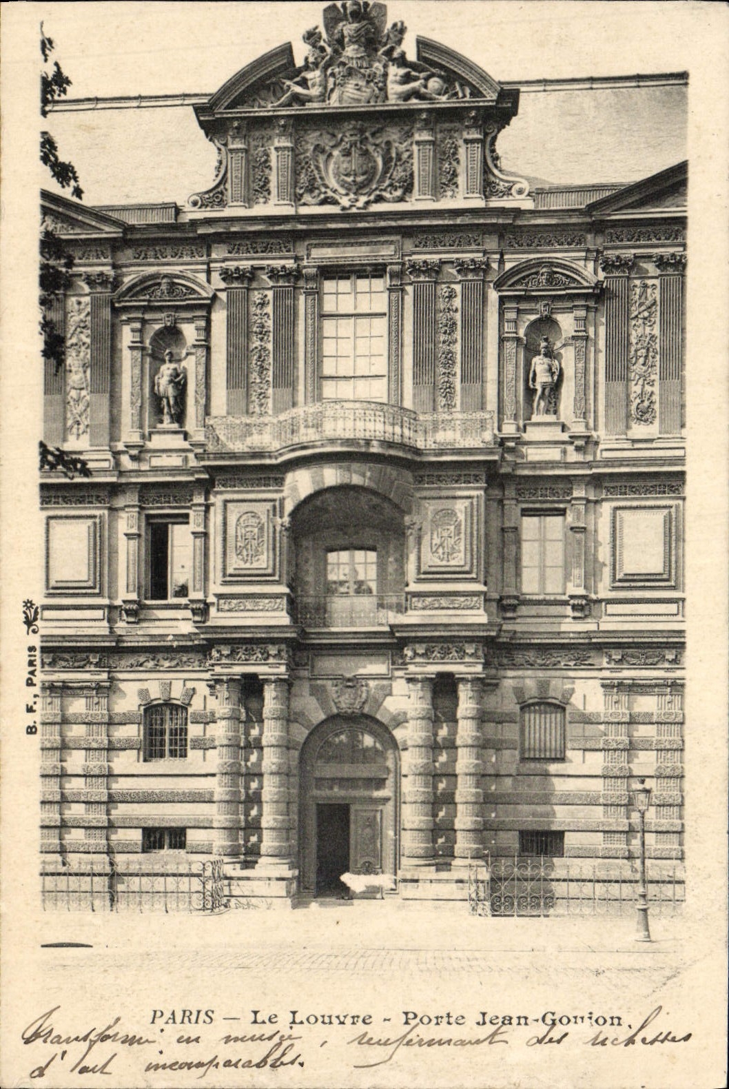 CPA Paris Le Louvre Porte Jean Goujon