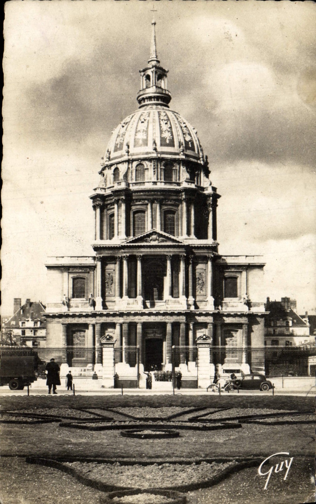 CPM Paris Et Ses Merveilles Dame Des Invalides