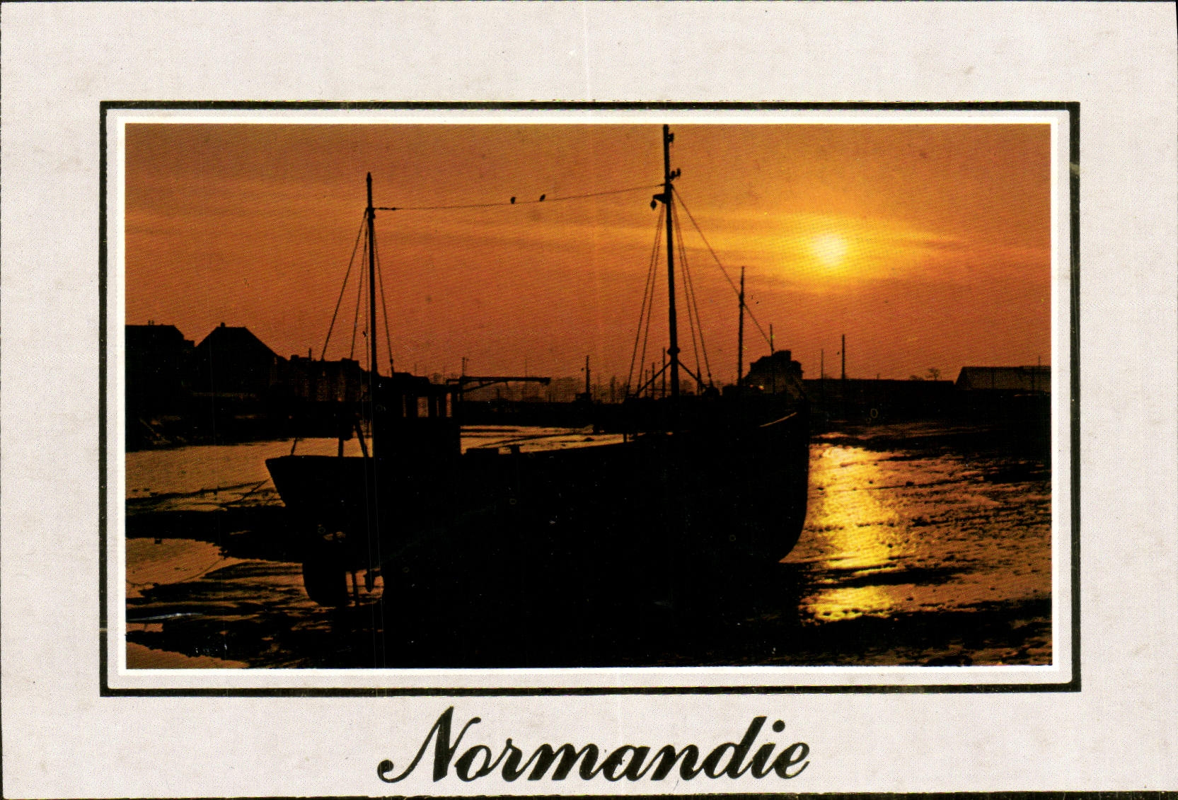 MODERN CARD Picturesque Normandy Boats