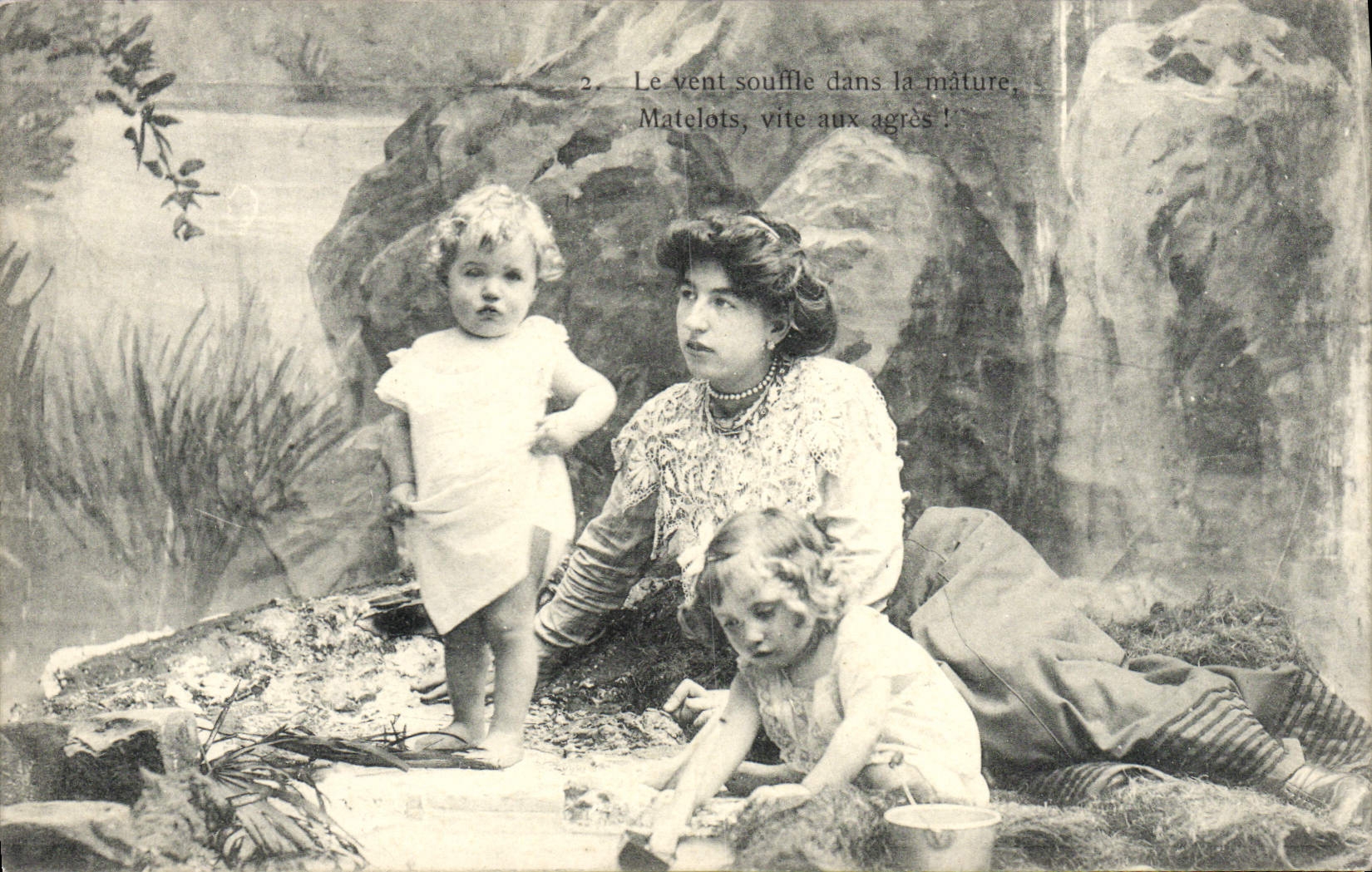 VINTAGE POSTCARD Quickly Raise Breath In Mature the Sailors To the Tackles Woman Children