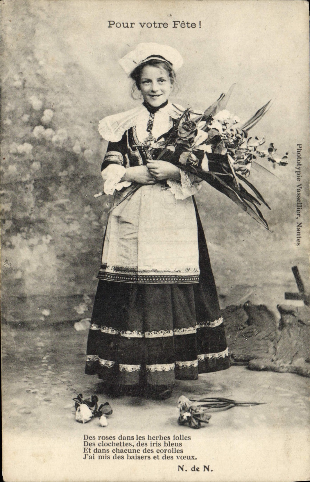 POSTAL de la VENDIMIA para su folklore del niño del festival