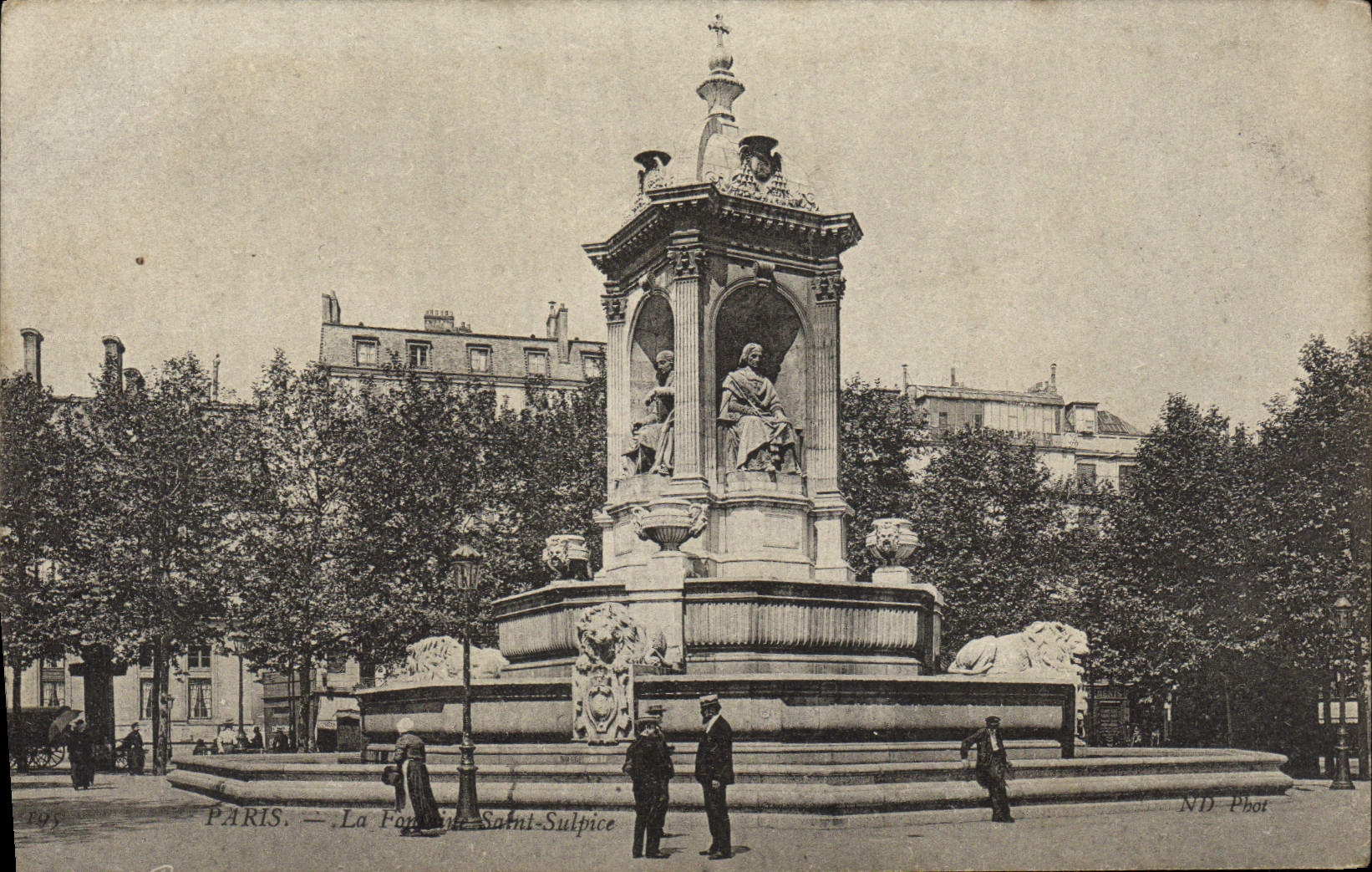 VINTAGE POSTCARD Paris the Fountain Of Sulpice Saint