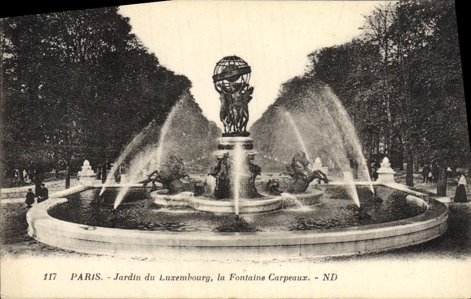 CPA Paris Jardin Du Luexmbpourg La Fontaine Carpeaux