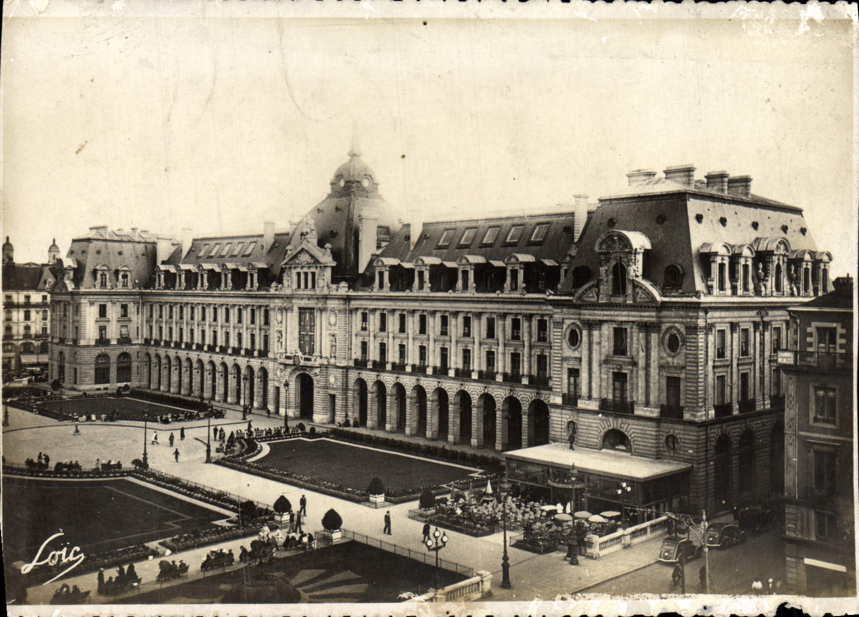 CPM Rennes Palais Du Commerce Et Jardins Sur La Vilaine