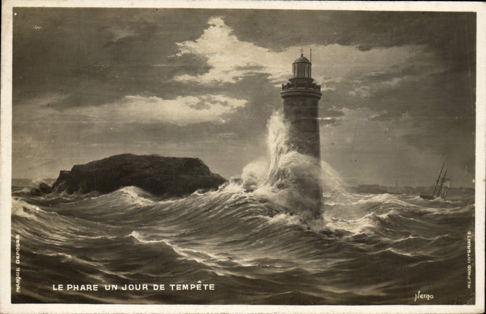 CPA Le Phare Un Jour De Tempete