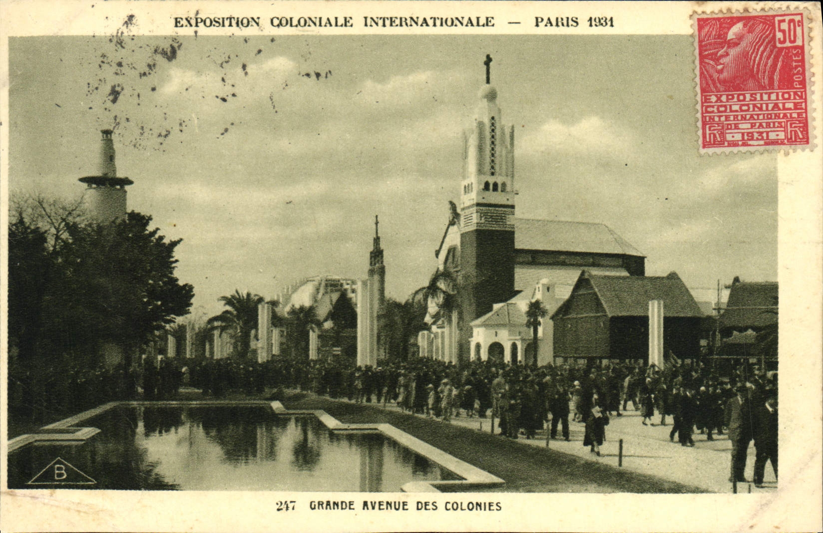 VINTAGE POSTCARD Fair Colonial International Paris 1931 Grande avenue of the colonies