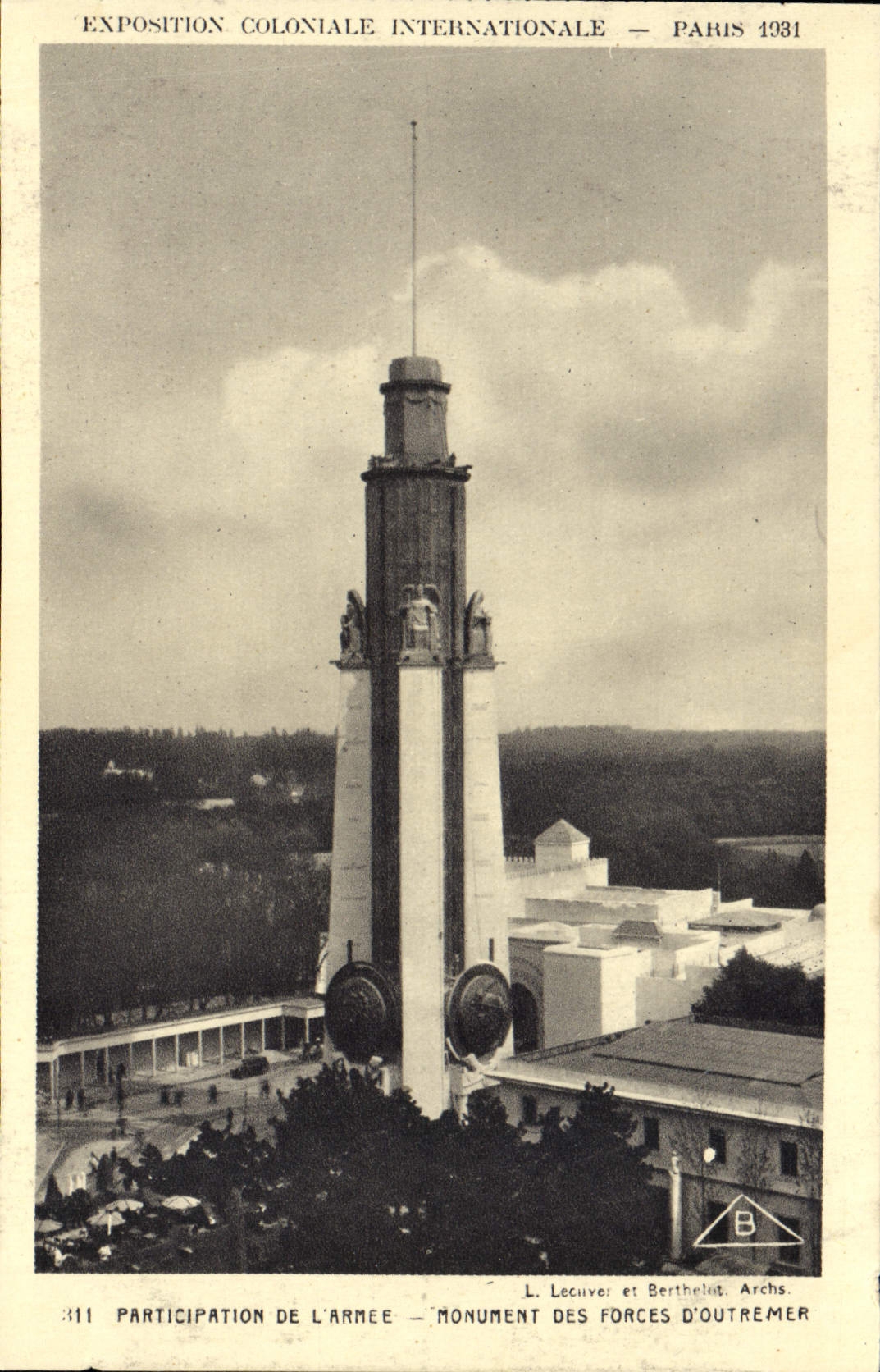 VINTAGE POSTCARD Fair Colonial International Paris 1931 Participation of the army Monument of the Forces of Overseas