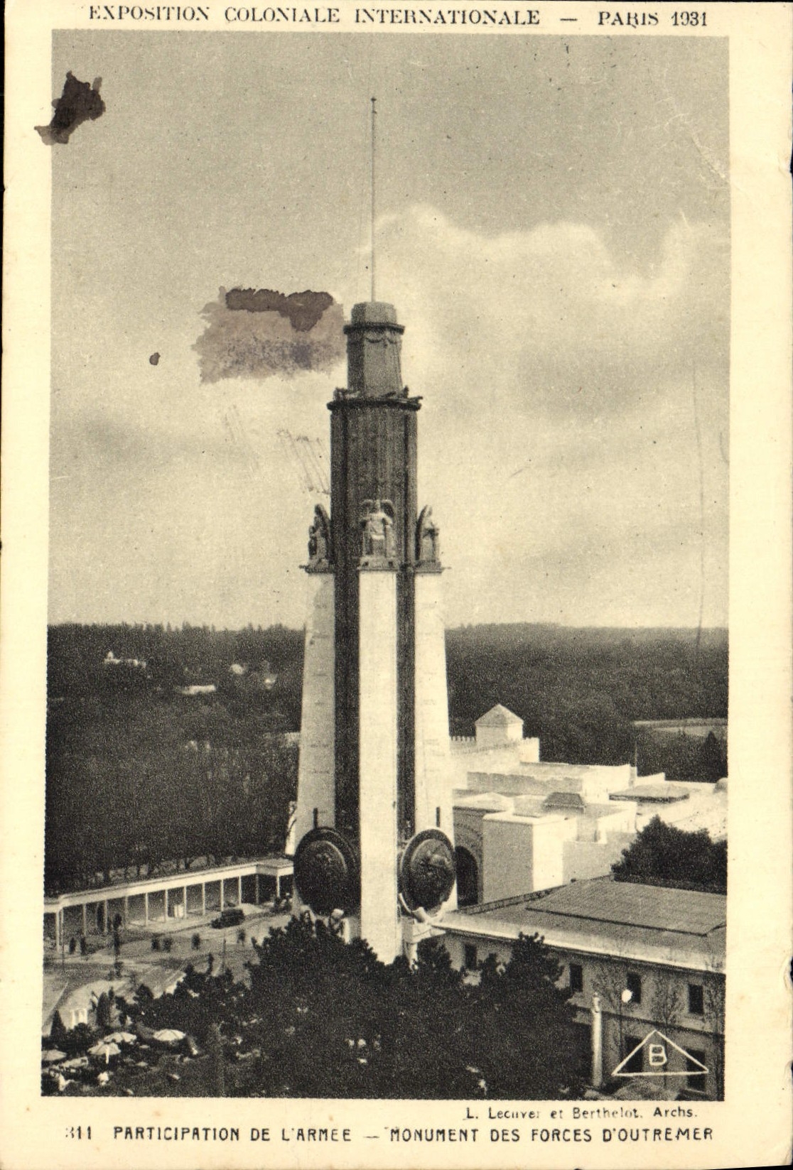 VINTAGE POSTCARD Fair Colonial International Paris1931 Participation of the army Monument of the Forces of Overseas