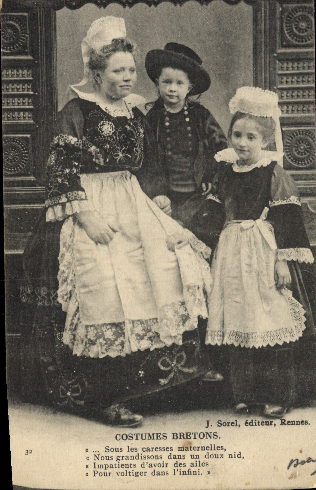 CPA Costumes Bretons Folklore