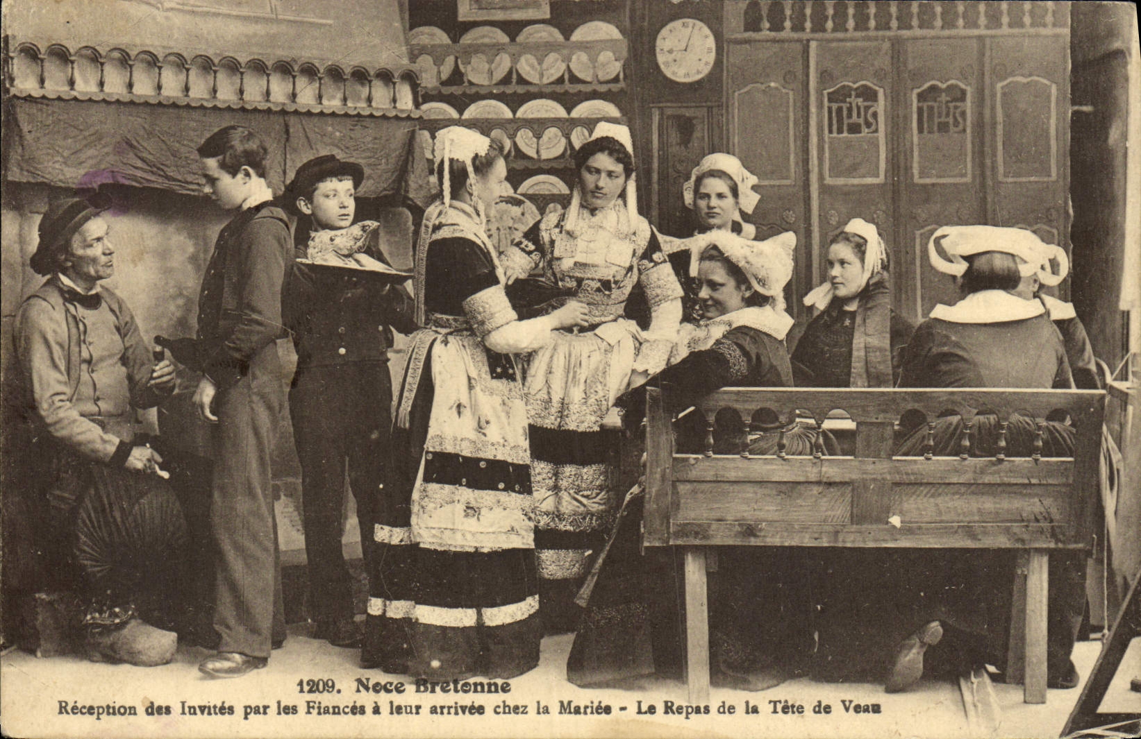 CPA Noce bretonne Folklore