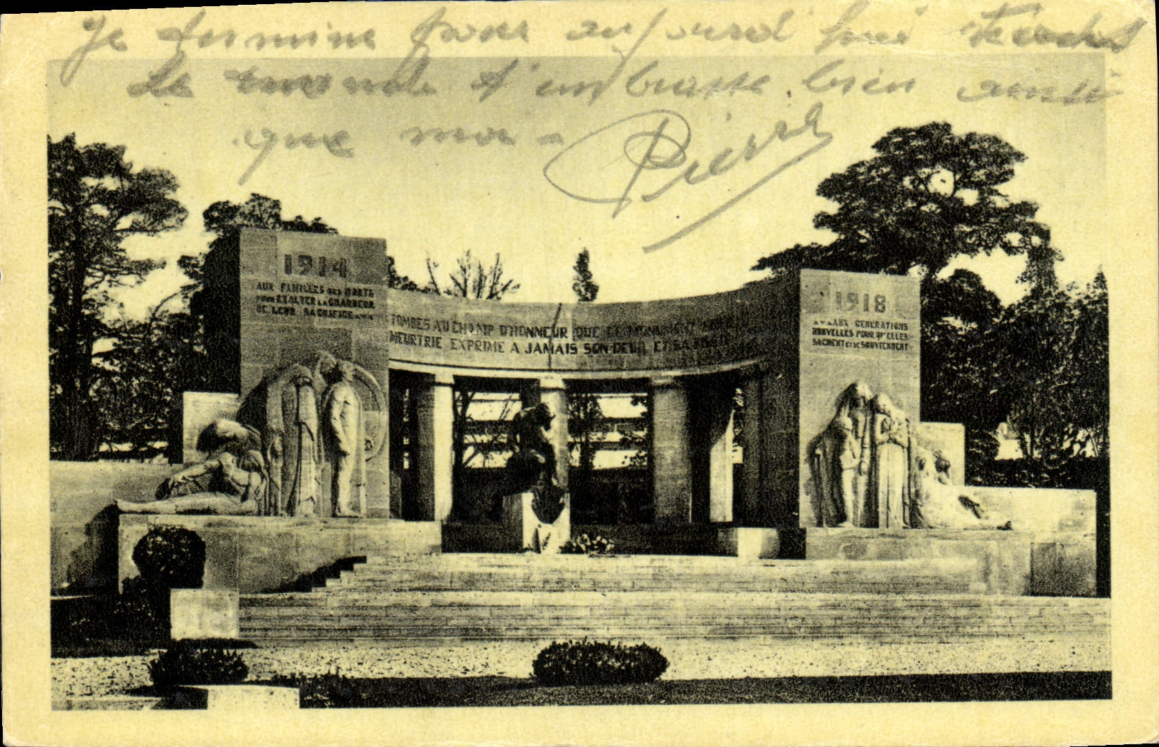 CPA Reims Monument a la memoire de ses enfants morts pour la France Militaria