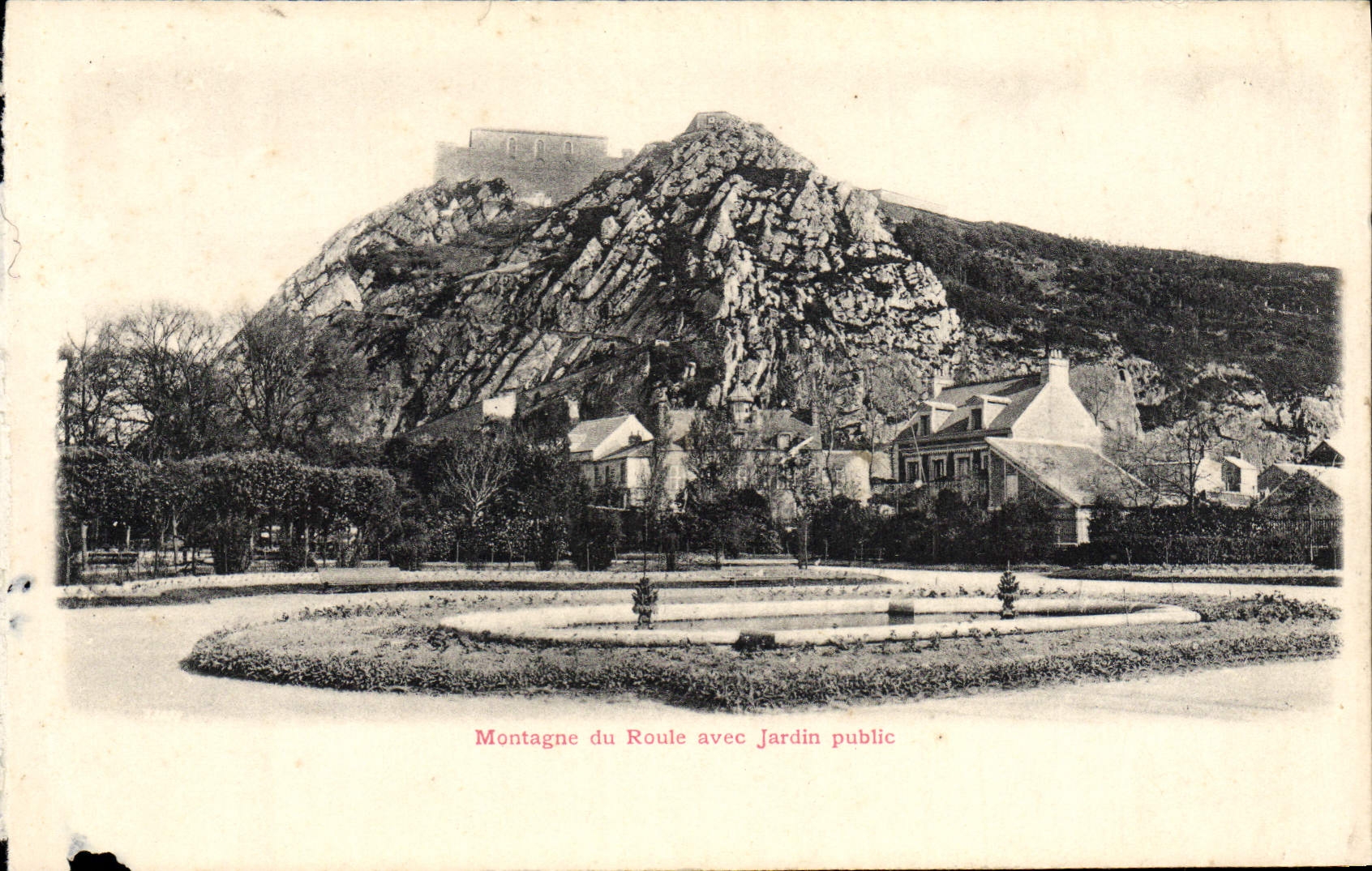 CPA Montagne du Roule avec jardin public
