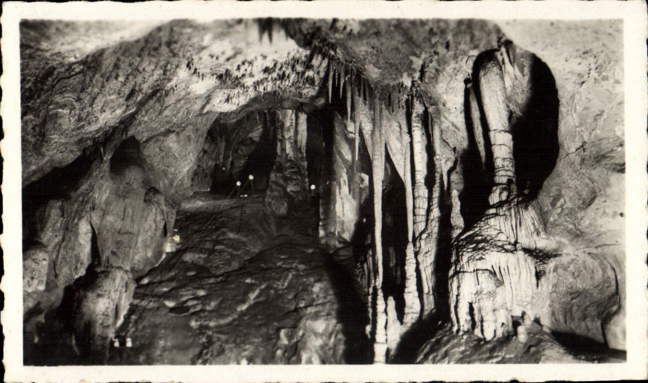 CPM Les grottes de Betharram Le cloitre