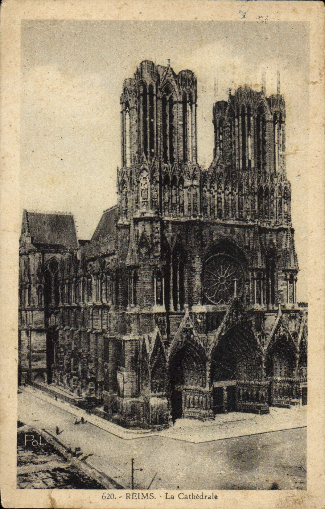 CPA Reims La cathedrale