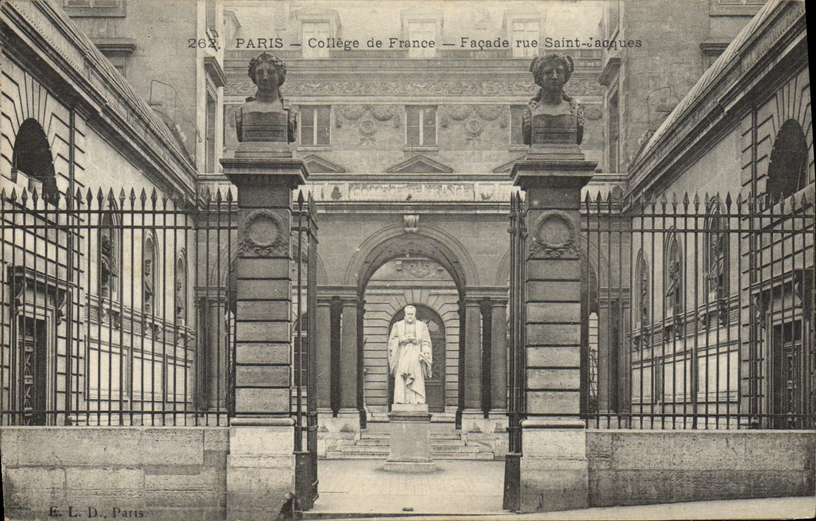 VINTAGE POSTCARD Paris Collège de France Frontage street Jacques Saint